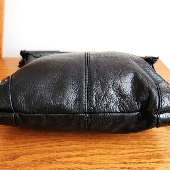 FORTUNA VALENTINO BLACK GENUINE PEBBLED LEATHER  HAND SHOULDER CROSSBODY BAG - Picture 6 of 12